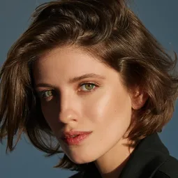 安娜·奇波夫斯卡婭 - 祝你好運演員 飾演Rita