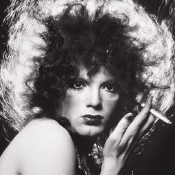 Jackie Curtis 飾演 Self