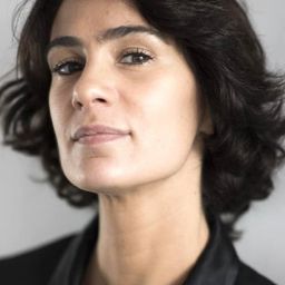 Gloria Bellicchi 飾演 Marita Comi