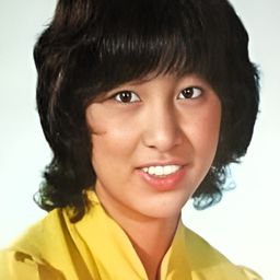 Yôko Akitani 飾演 Sophia