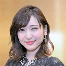 神田 沙也加  飾演 Yuna (voice)