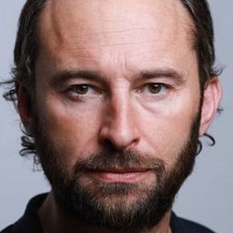 Alun Raglan - 神鬼戰士演員 飾演Praetorian Guard #1