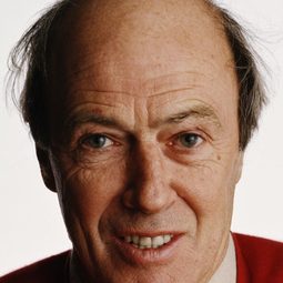 Roald Dahl - 妖巫傳說編劇