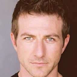 Rhett Giles - 水色明信片演員 飾演Jackson