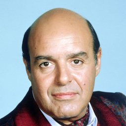 邁克·隆巴德 - 鱷魚先生演員 飾演Sam Charlton