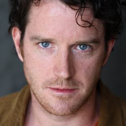 Peter O'Connor 飾演 Benjamin Trenton