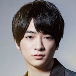 知念侑李 飾演 Kaoru Nishimi