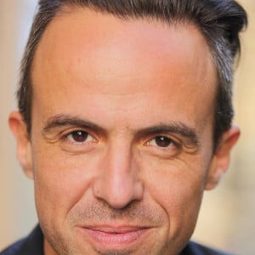 Ivo Canelas 飾演 Xico da Silva