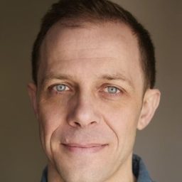 François Briault - 亞斯小子演員 飾演Hypermarket Manager