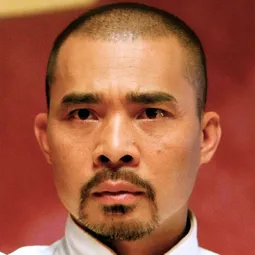 莫美林   飾演 Hooking Leg