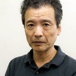萩原朔美 飾演 Himself