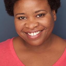 Mandela Bellamy 飾演 Grocery Clerk