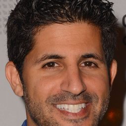 艾瑟夫·科恩 - 無聲沼澤演員 飾演(voice)