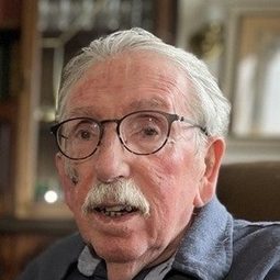 Lars Hammar - 最後老竇演員 飾演Self