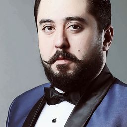 Amr Abd Al Aziz 飾演 