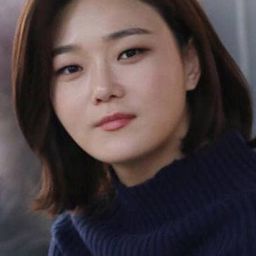 林成美 飾演 Ha-na (segment "Love Docu")