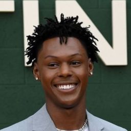 Avery Serell Wills Jr. 飾演 Willie McGee