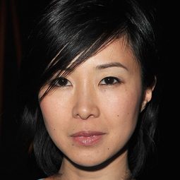 林丹芳 - 藍色海灣演員 飾演Parker Nguyen