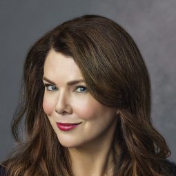 蘿倫·葛拉漢 飾演 Grace Landry