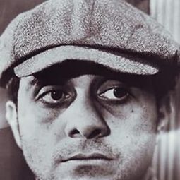 Jimmy Gambina 飾演 Jimmy