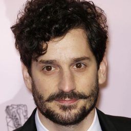 Gunther Love 飾演 Le stagiaire