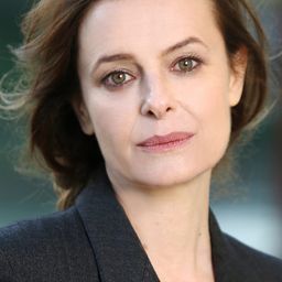 Agnese Nano 飾演 Meneranda