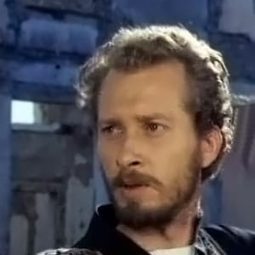 Grigoris Evangelatos - 流浪藝人演員 飾演Poet