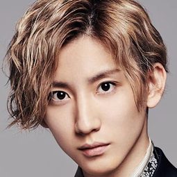 京本 大我 飾演 Minato Higuchi