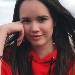 Saraí Meza 飾演 Tania Salazar