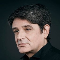 艾伯特·瑞博塔 飾演 