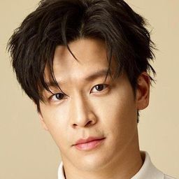 Chutavuth Pattarakampol 飾演 Ne (segment "The Second Home")