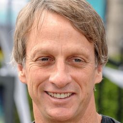Tony Hawk 飾演 Self