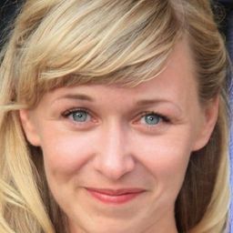 瑪麗布洛庫斯 飾演 Trude