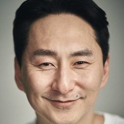 Jang Ji-yong 飾演 Lawyer
