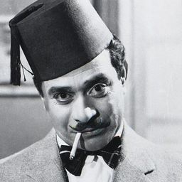 Tewfik El Dekn 飾演 Prince of Akka