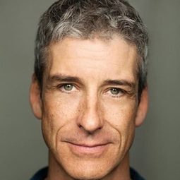 Richard Trinder - 梵高：畫語人生演員 飾演Dr. Peyron