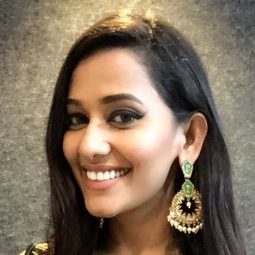 Sanjana Singh 飾演 Special appearance