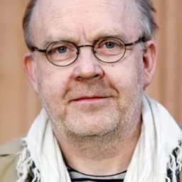 克拉斯·哈特柳斯 飾演 Torbjörn