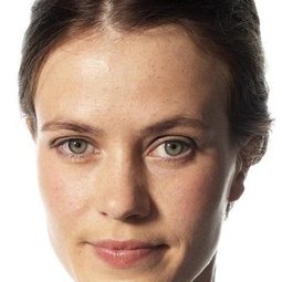 Kathrine Fagerland - Varg Veum - Sleeping Beauty演員 飾演Anna Keilhaug