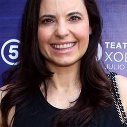 Yolanda Ventura 飾演 Herself - Ficha Amarilla/Yellow Pawn (1979-1985)