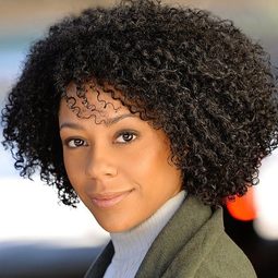 Tamara Austin 飾演 Nia