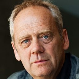 Hans-Heinrich Hardt 飾演 Kurt Pfeiffer