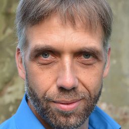 Harald Polzin 飾演 Gebrauchtwarenhändler