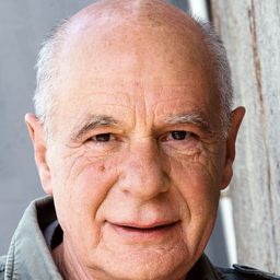 Thomas Meinhardt 飾演 Arnulf Klett