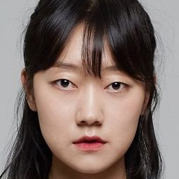 朴慶惠 飾演 Dok-sun