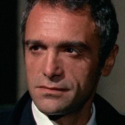 Luigi Pistilli 飾演 Mercuri