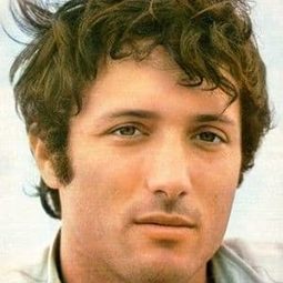 Assi Dayan - Love Life演員 飾演Jaras Professor