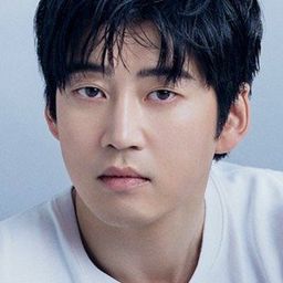 尹啟相 飾演 Hyun-o