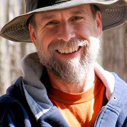 Mike Wenz 飾演 Self