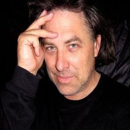 Alan Madlane 飾演 Ben Franklin